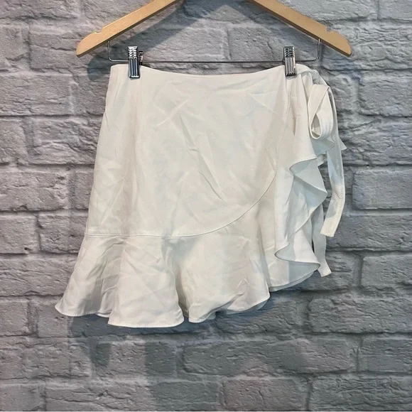 Cinq a Sept Luella Women’s 0 White Ruffle Wrap Skort Skirt